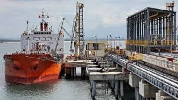 Giá xăng dầu hôm nay 28/10: Dầu WTI lao khỏi mốc 89