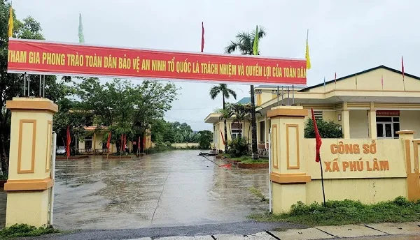Cách hết chức vụ Chủ tịch xã để xảy ra nhiều vi phạm, còn đánh người nhập viện