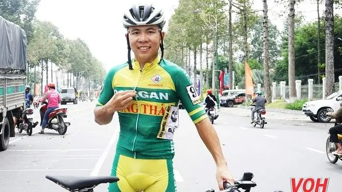 Cuộc đua xe đạp NKKN tranh cúp phát thanh VOH 2022: Ấn tượng tay đua trẻ Trần Nhật Duy