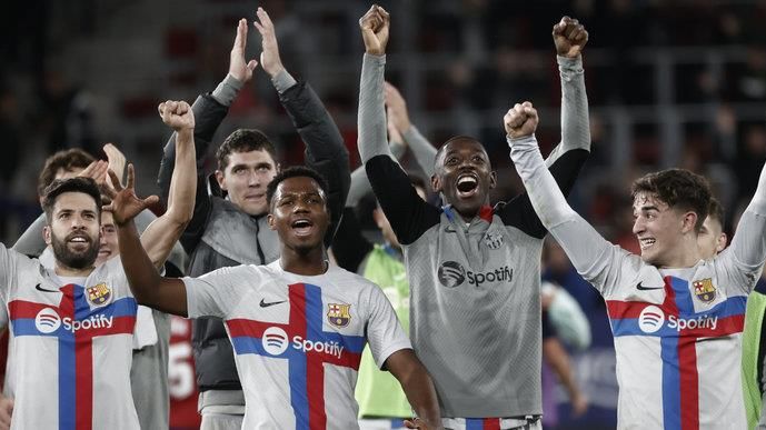 BXH La Liga 2022/23 sau vòng 14: Barca vs Real so kè kịch tính