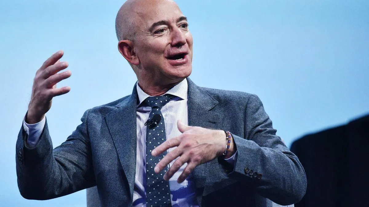 Tỷ phú Jeff Bezos tuyên bố quyên góp phần lớn tài sản để làm từ thiện