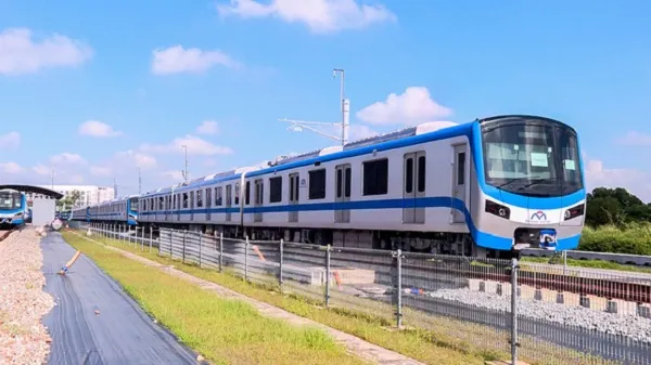 Tết 2023: Chạy thêm 15 đoàn tàu, tương đương 8.000 chỗ