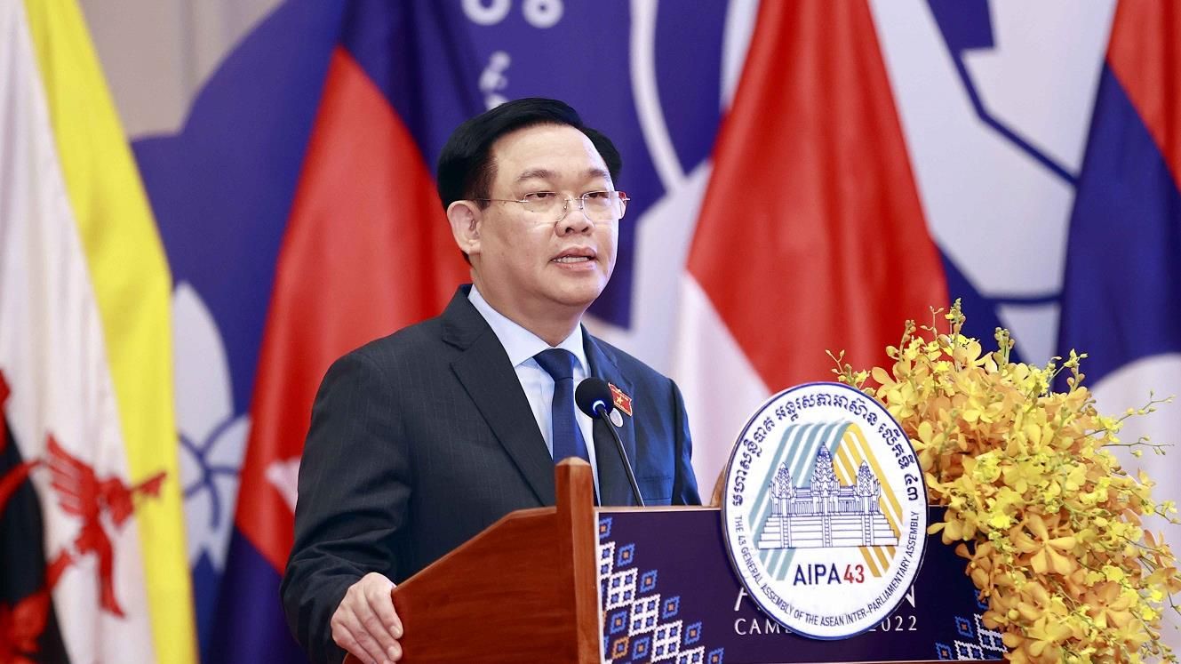 Chủ tịch Quốc hội đề xuất “tăng cường quyền năng cho phụ nữ” tại AIPA-43