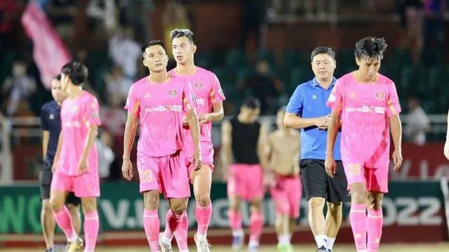 Kết thúc V-League 2022: Phân định thứ bậc, Sài Gòn xuống hạng
