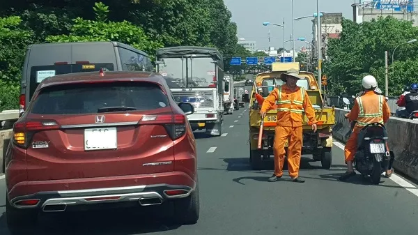 TPHCM: Tăng cường giữ trật tự an toàn giao thông những tháng cuối năm