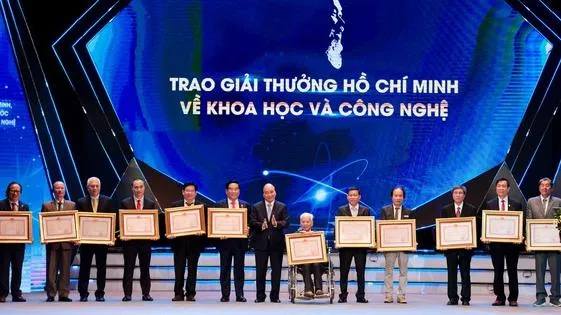 Công trình nghiên cứu về gạo ST24 và ST25 nhận Giải thưởng Hồ Chí Minh