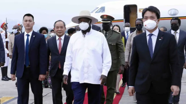 Tổng thống Uganda thăm chính thức Việt Nam