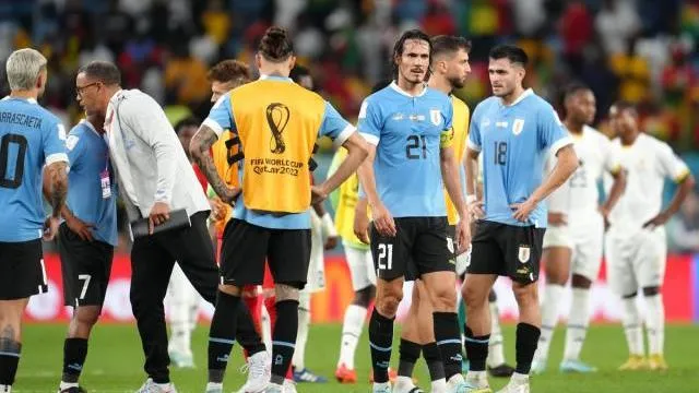 Uruguay “ngậm ngùi” mất vé dù thắng cách biệt Ghana