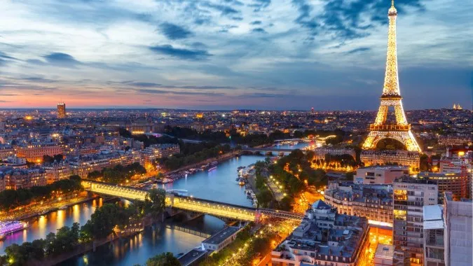 Pháp: Cắt điện luân phiên do sản lượng giảm bất chấp nhiệt độ xuống 0