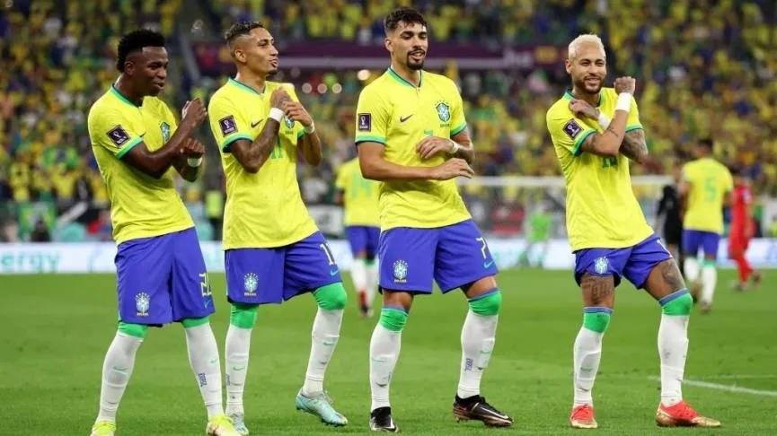 Brazil đi vào lịch sử World Cup, Neymar “đu trend” TikTok