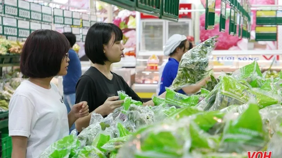 Bộ Tài chính nói giá cả có xu hướng tăng nhẹ trở lại | TPHCM giá thực phẩm đã tăng từ 2-4%