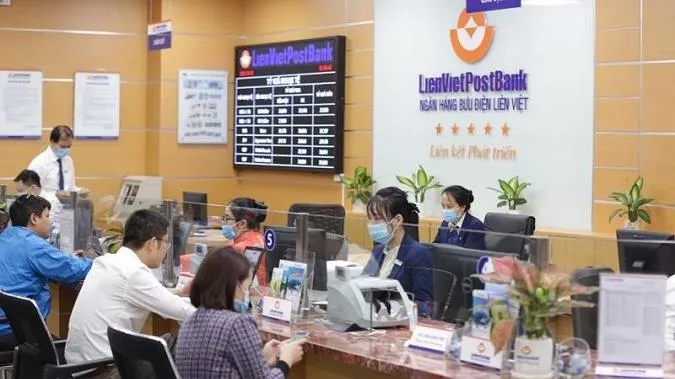 LienVietPostBank, Agribank chào bán trái phiếu hàng ngàn tỉ đồng