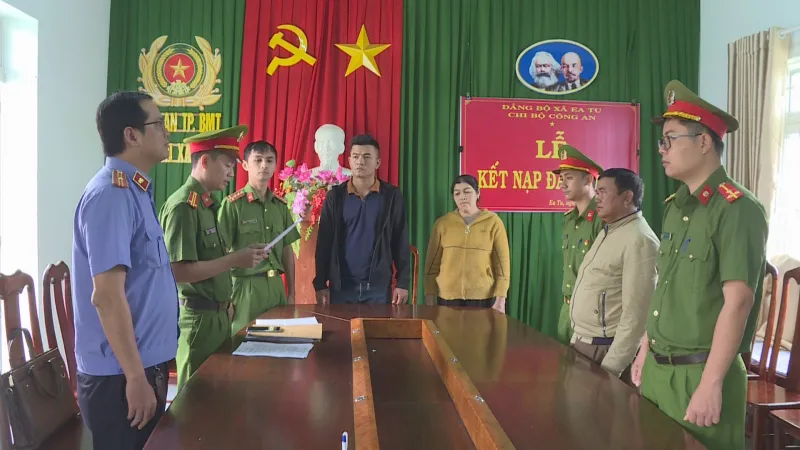Khởi tố, bắt tạm giam nguyên Chủ tịch Hội Nông dân TP Buôn Ma Thuột