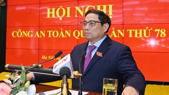 Thủ tướng: Bộ Công an phải đảm bảo dữ liệu dân cư “đúng, đủ, sạch, sống”