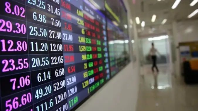 Thị trường chứng khoán 20/12/2022: Lao dốc, Mỹ giảm điểm; châu Âu tăng nhẹ