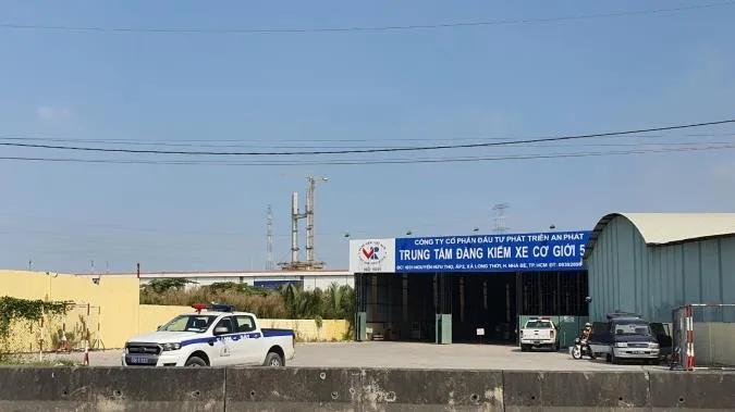 TPHCM: Thêm 1 Trung tâm đăng kiểm bị khám xét