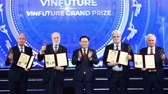 5 nhà khoa học công nghệ mạng toàn cầu thắng giải thưởng 3 triệu USD VinFuture 2022