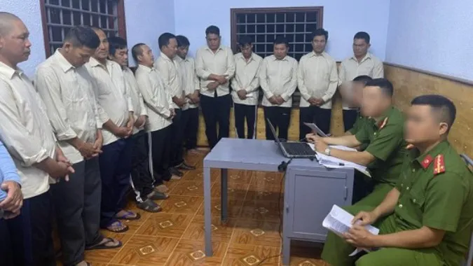 Khởi tố 14 đối tượng cá độ bóng đá hơn 80 tỷ đồng