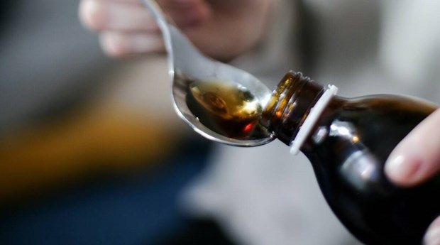 Thêm 18 trẻ em tử vong do uống siro nhập khẩu từ Ấn Độ