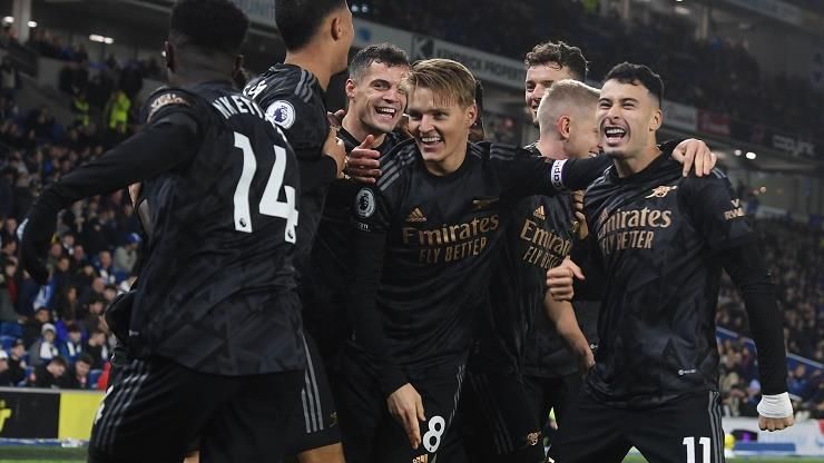 Man City hụt bước, Arsenal tận dụng bỏ xa trên bảng xếp hạng