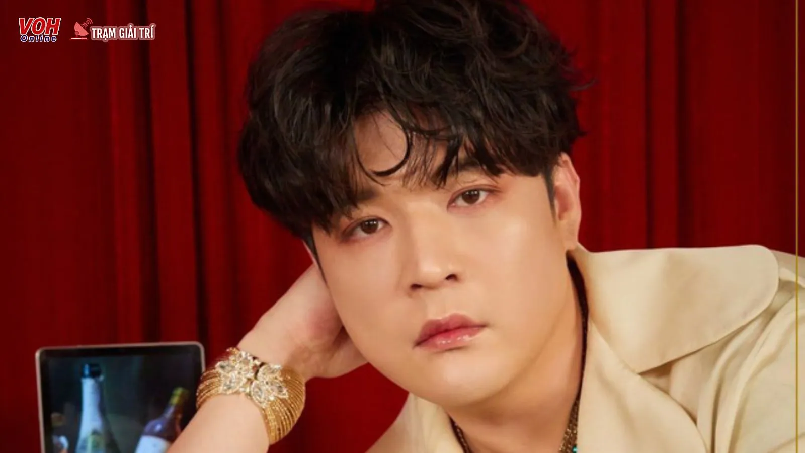 Shindong (Super Junior) xác nhận hẹn hò ngay ngày đầu năm khiến fan bất ngờ