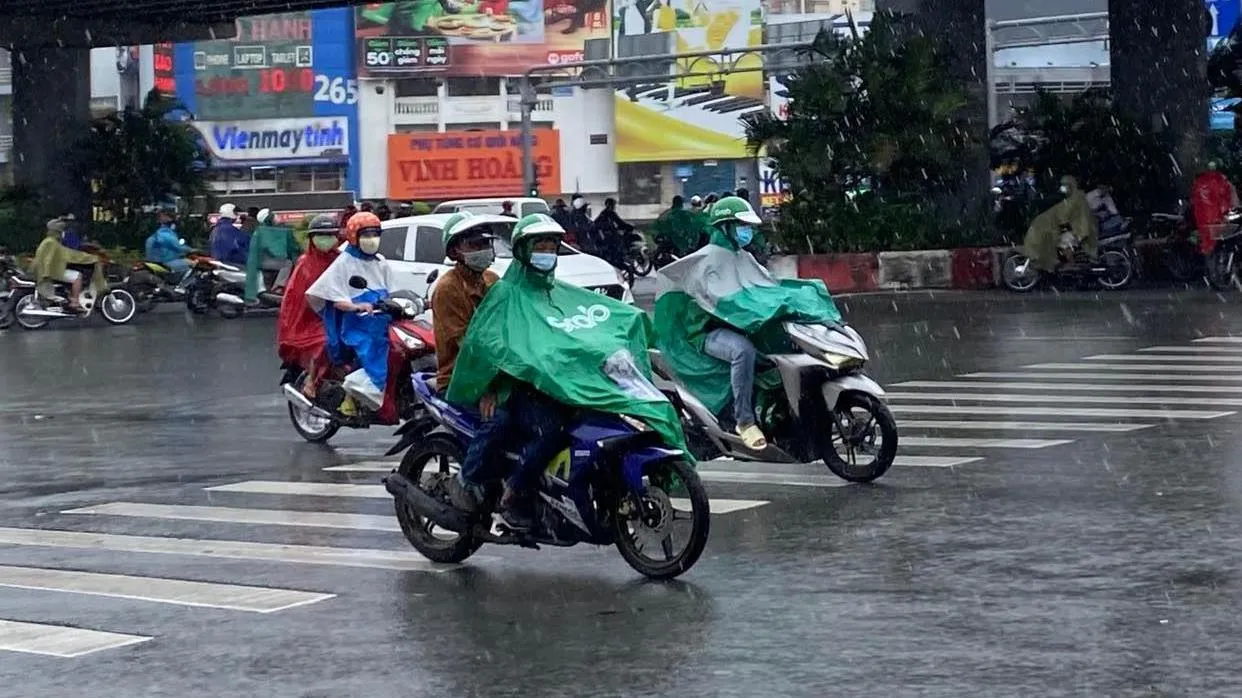 Dự báo thời tiết ngày mai (4/1): Thừa Thiên Huế đến Khánh Hòa có nơi mưa rất to