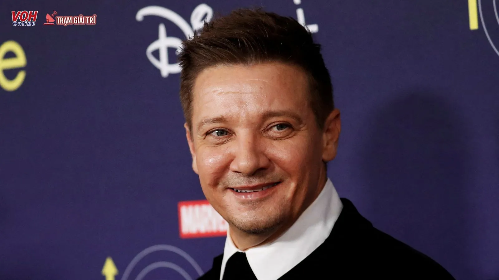 Tài tử Hawkeye bị tai nạn nghiêm trọng, sức khỏe hiện ra sao?