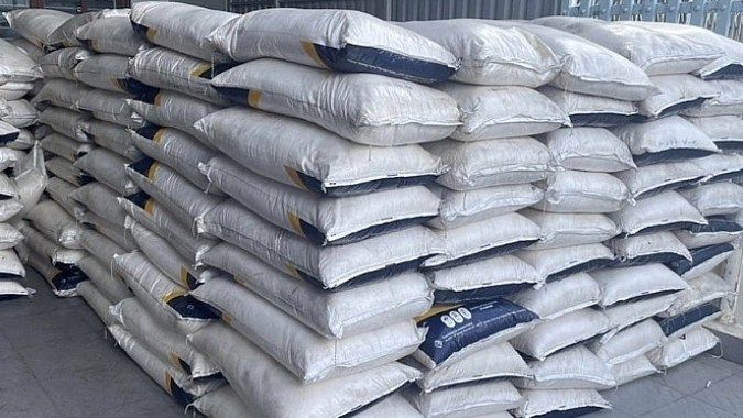Bắt giữ 130 tấn đường nghi nhập lậu từ biên giới