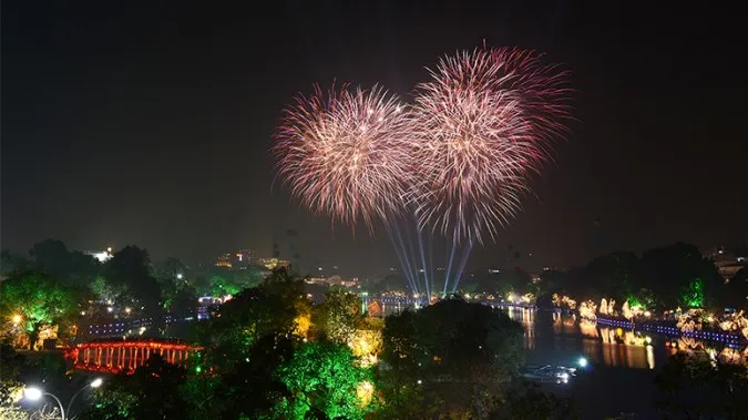 Hà Nội: Bắn pháo hoa Tết Nguyên đán 2023 ở 30 điểm