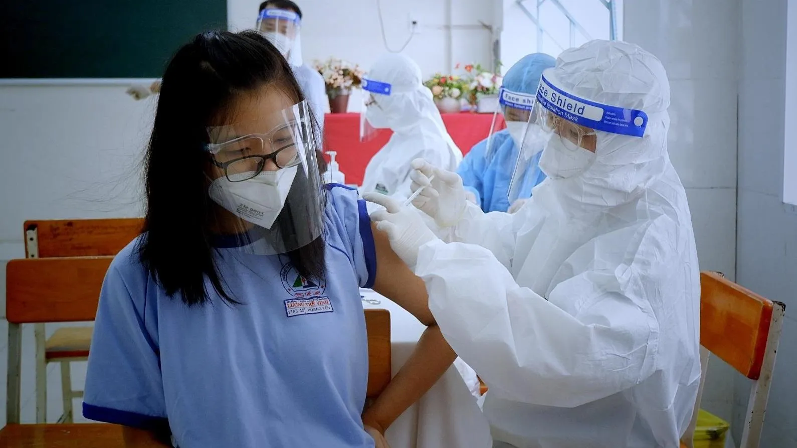 TPHCM tiêm vắc xin Covid-19 xuyên Tết nhằm ứng phó biến chủng mới