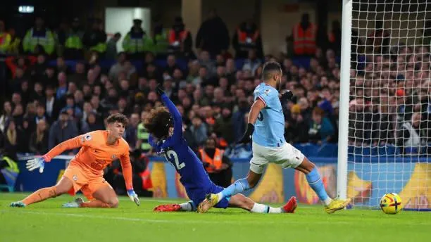 Man City giành 3 điểm quan trọng, Chelsea tổn thất nặng nề