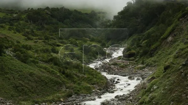 Sơ tán khẩn cấp gần 200 dân do sụt lún đất trên dãy Himalaya