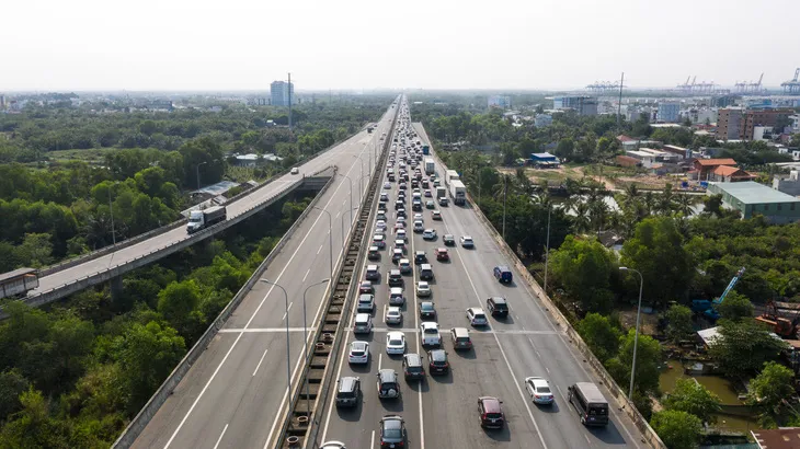 Điểm tin chiều 8/1: Nhiều đường bay Tết hết vé; Xả trạm thu phí nếu ùn tắc dịp Tết