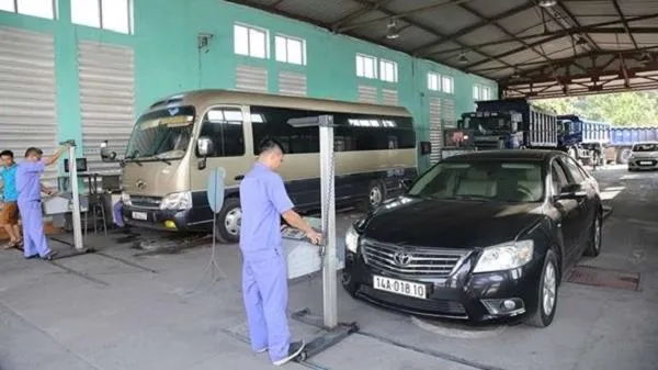 Bộ GTVT kiến nghị Bộ Công an về phương án giải tỏa ùn tắc các điểm đăng kiểm