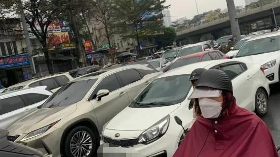 Hà Nội: Khởi tố 18 bị can để điều tra tội“nhận hối lộ” tại các TTĐK