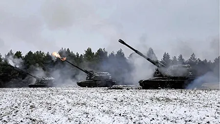 Anh đưa 14 xe tăng hạng nặng Challenger 2 tới Ukraine