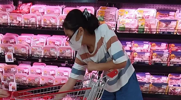 Giá heo hơi hôm nay 18/1/2023: Tiếp tục đi ngang
