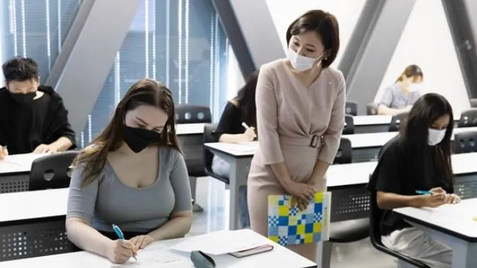 Nhật Bản nỗ lực thu hút nhân tài bằng chính sách cư trú mới