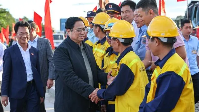 Ra quân dự án nâng cấp tuyến đường sắt Nha Trang - Sài Gòn