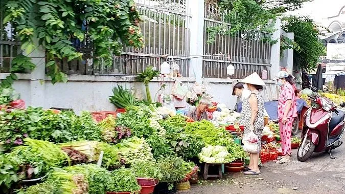 Giá cả thị trường hôm nay 27/1/2023: Rau xanh, thực phẩm tươi sống đắt hàng