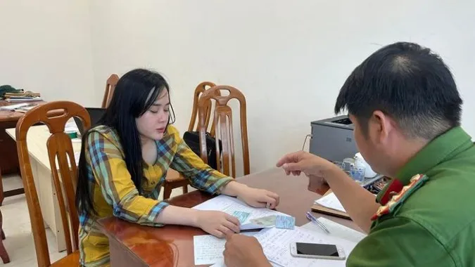 Đề nghị truy tố hotgirl Tina Dương 2 tội danh