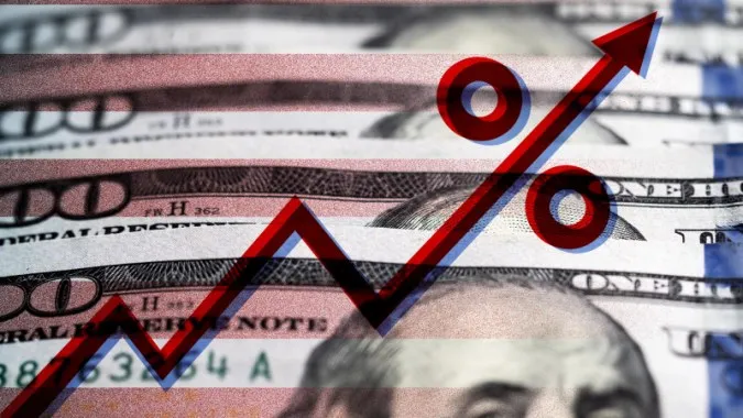 FED tăng lãi suất lần thứ 8