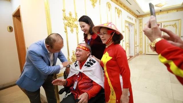 Thầy Park tri ân người hâm mộ trước khi rời Việt Nam