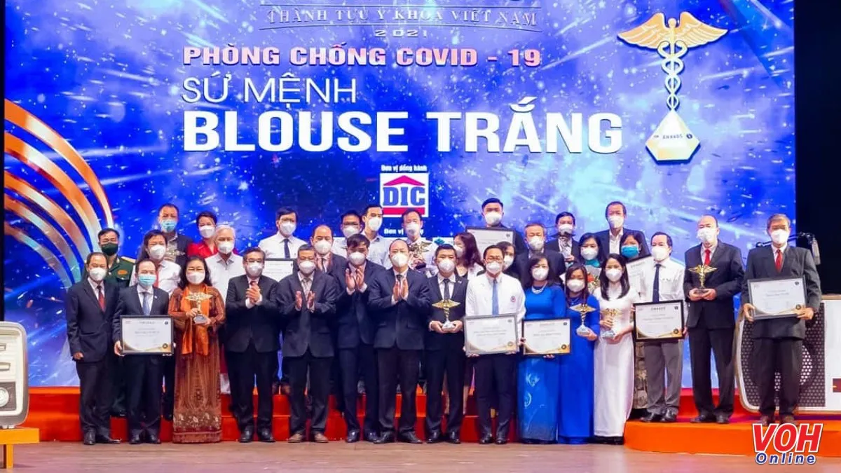 Bình chọn 10 Thành tựu Y khoa Việt Nam 2022 hướng về y tế cộng đồng