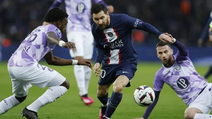 Ligue 1: Messi cán cột mốc mới sau khi giúp PSG thắng ngược