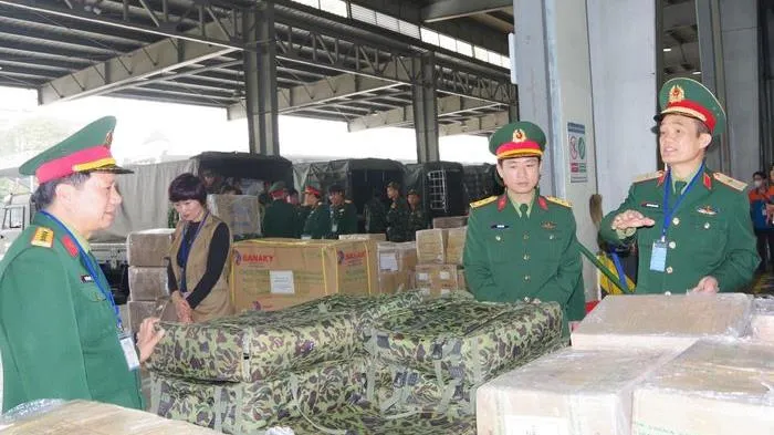 35 tấn hàng và 76 chiến sĩ QĐND Việt Nam sang giúp Thổ Nhĩ Kỳ