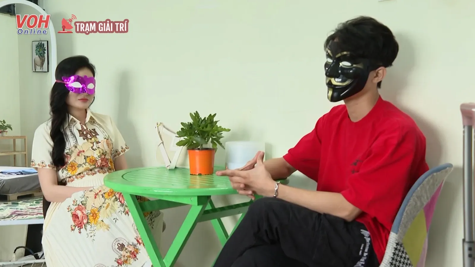 Giường Đôi: Show hẹn hò gây tò mò vì cái tên ‘táo bạo’, loạt trai xinh gái đẹp ‘thả thính’ cực chất