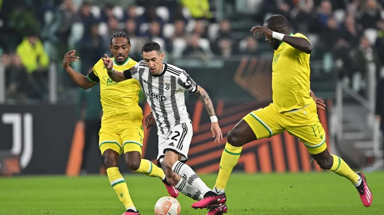 Europa League: Juve rơi chiến thắng, Roma gây thất vọng