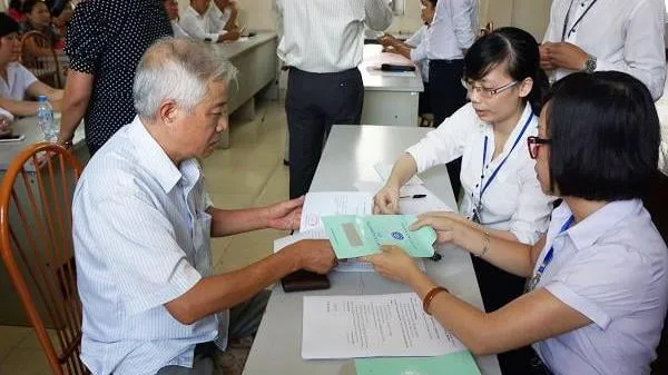 Đề xuất giải quyết quyền lợi hưu trí, ốm đau cho lao động tại doanh nghiệp nợ bảo hiểm xã hội