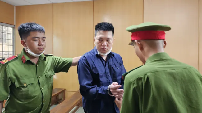 Lãnh án chung thân vì đâm chết ông chủ do bị đuổi việc